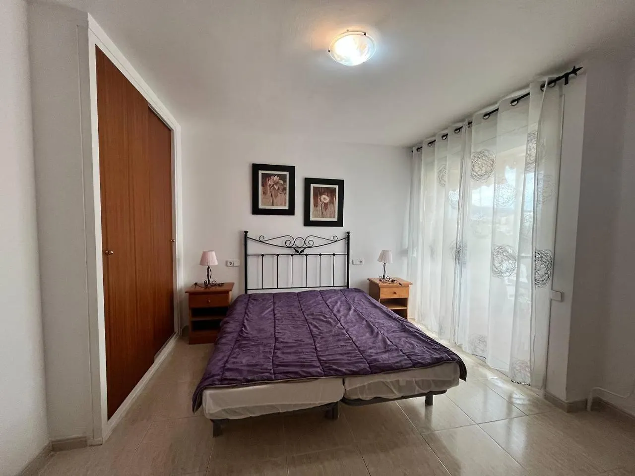 Tu Refugio Vacacional En Roses Apartment